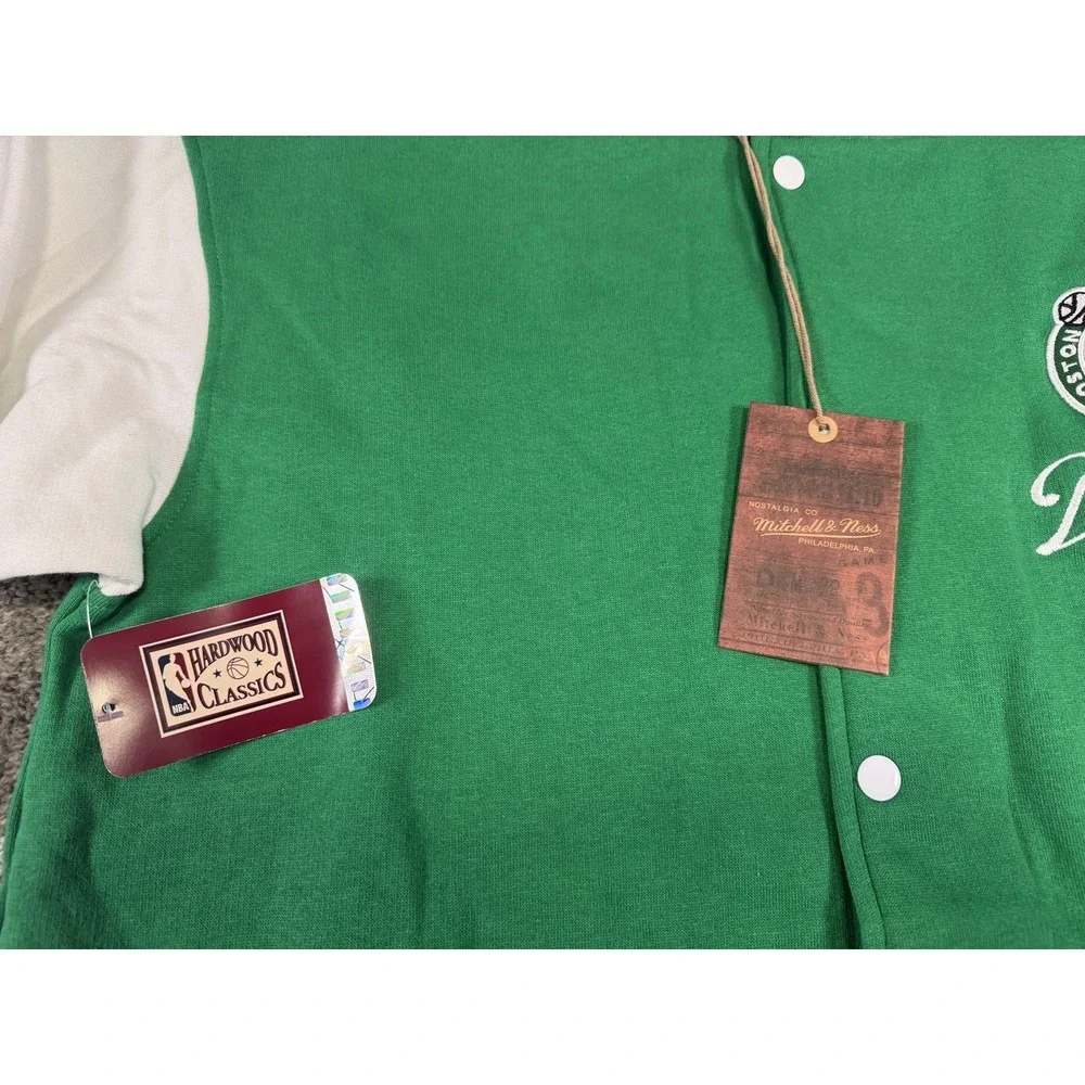 Boston Celtics Jacket Mens MEDIUM TALL Mitchell & Ness Varsity Basketball NWT